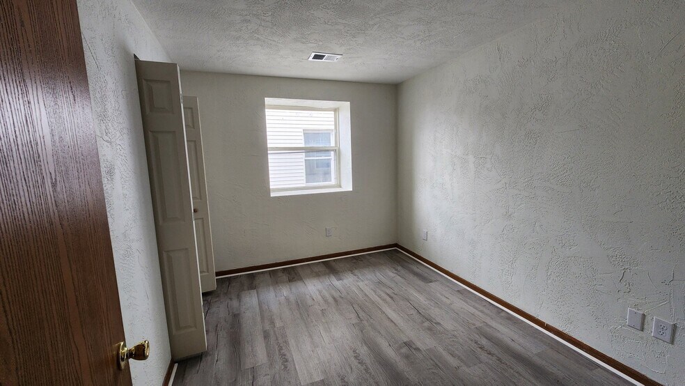 Building Photo - 118 Whitaker St