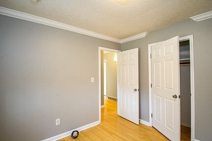Building Photo - Completely Renovated 3 Bedroom 2 Bathroom ...