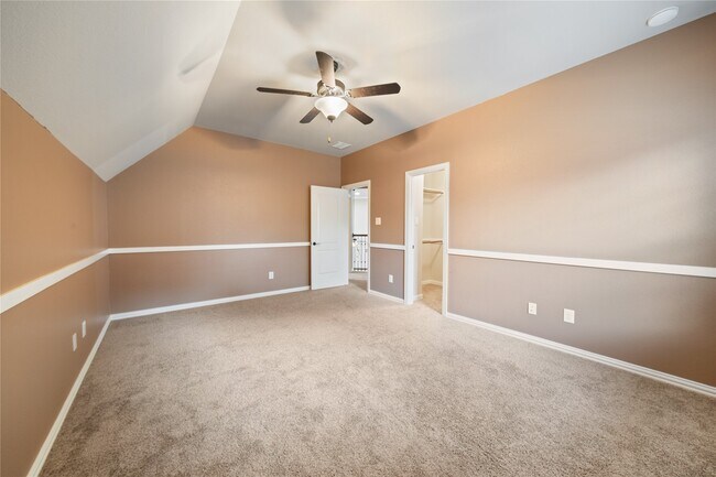 Building Photo - 10314 Radcliff Lake Dr