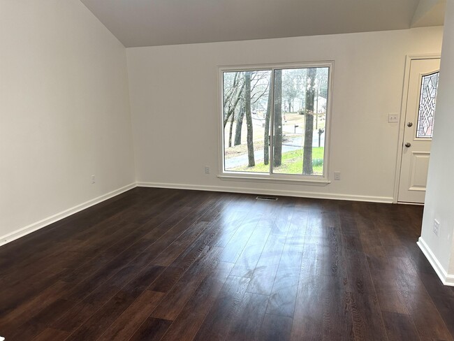 Building Photo - 2413 Pentland Dr