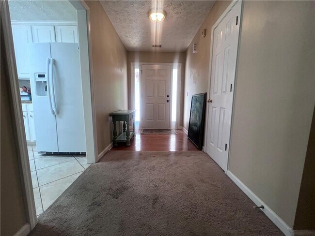 Building Photo - 2919 Wynhaven Oaks Way