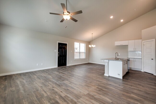 Building Photo - GORGEOUS 3 BEDROOM FOUR PLEX LOCATED IN MI...