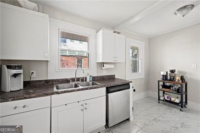 Building Photo - 443 3rd Ave