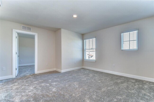 Building Photo - 30600 Thunderbird Dr