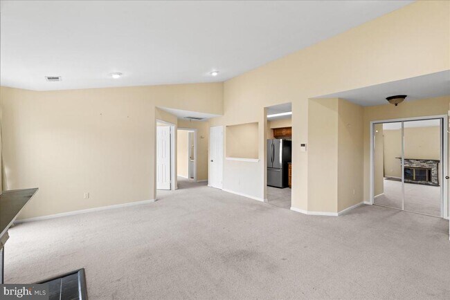 Building Photo - 202 Salem Ct