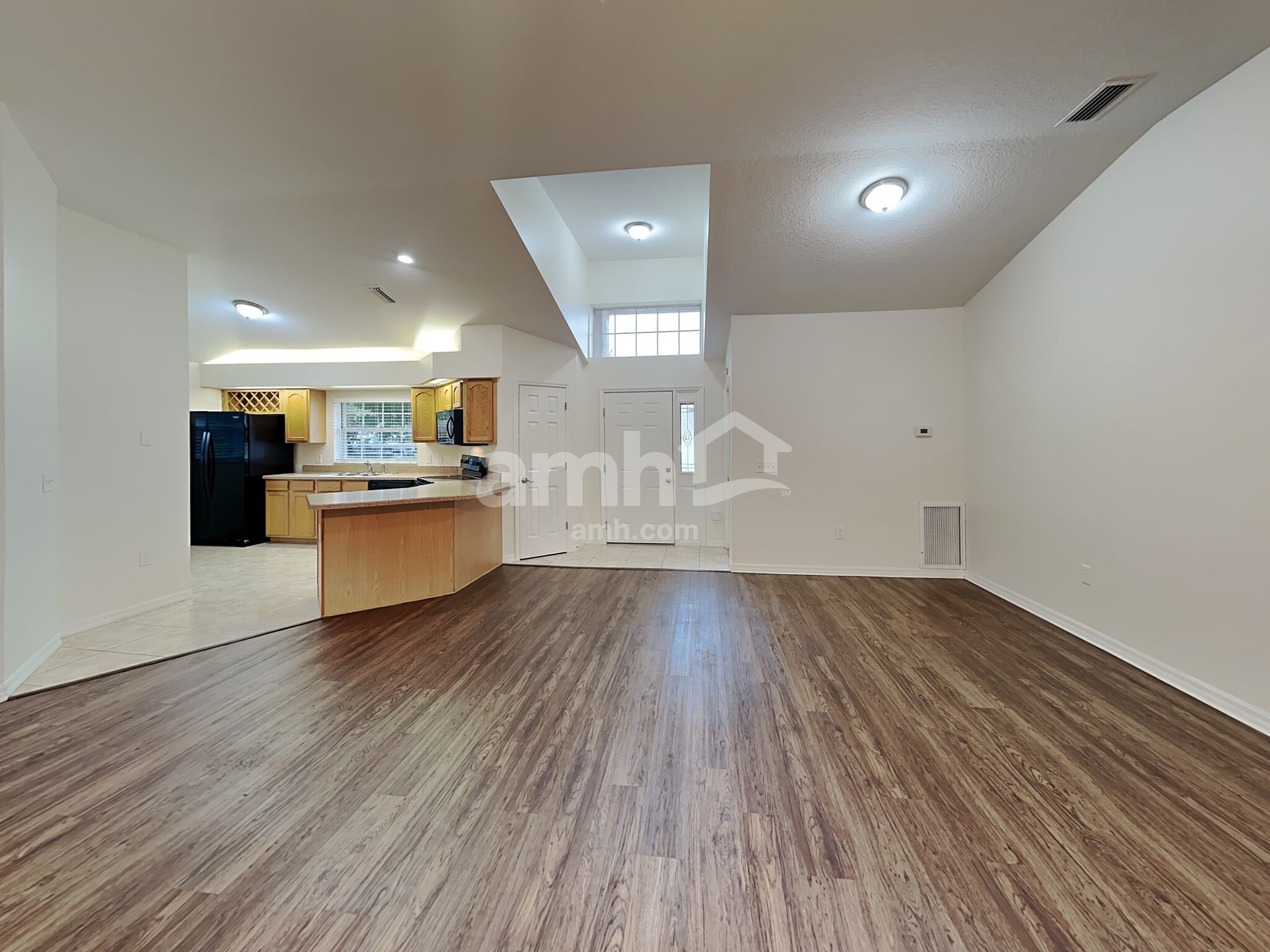 Building Photo - 4611 Treasure Cay Rd