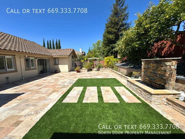 Building Photo - 3281 Falerno Way