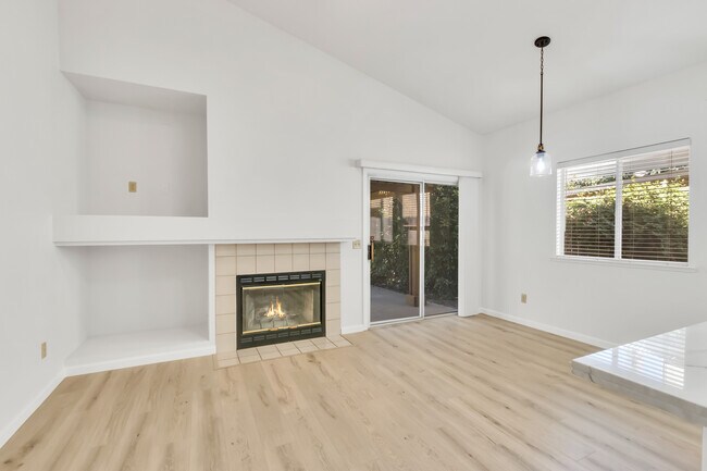 Building Photo - 9332 Caulfield Dr