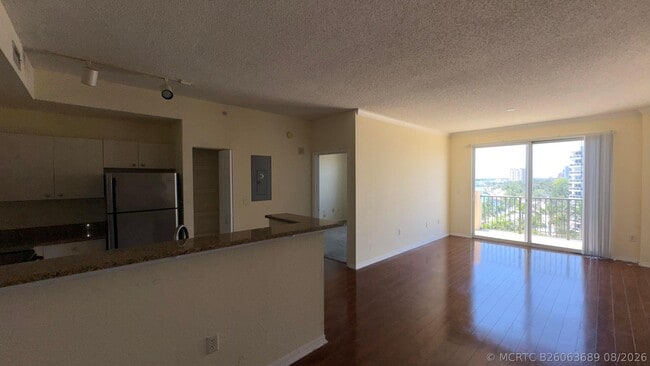 Building Photo - 1801 N Flagler Dr