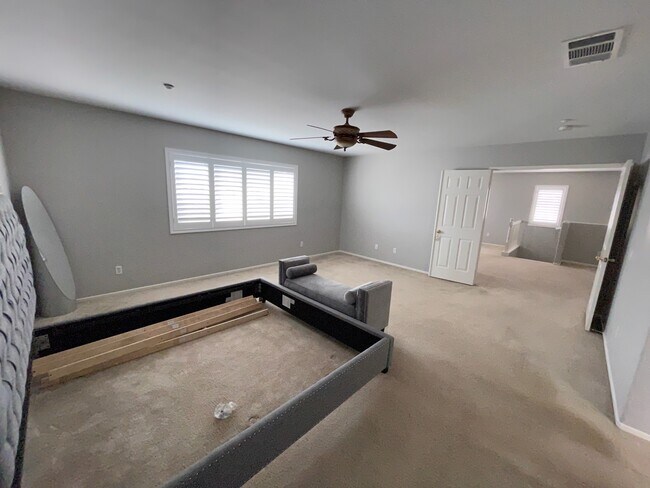 Building Photo - 10950 Mayberry St