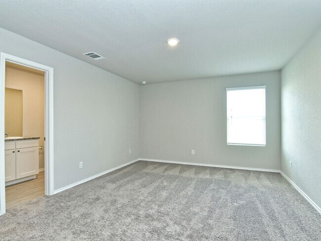 Building Photo - 4 BR/2.5 BA - 1874 SF in San Antonio - WATERWHEEL!!!