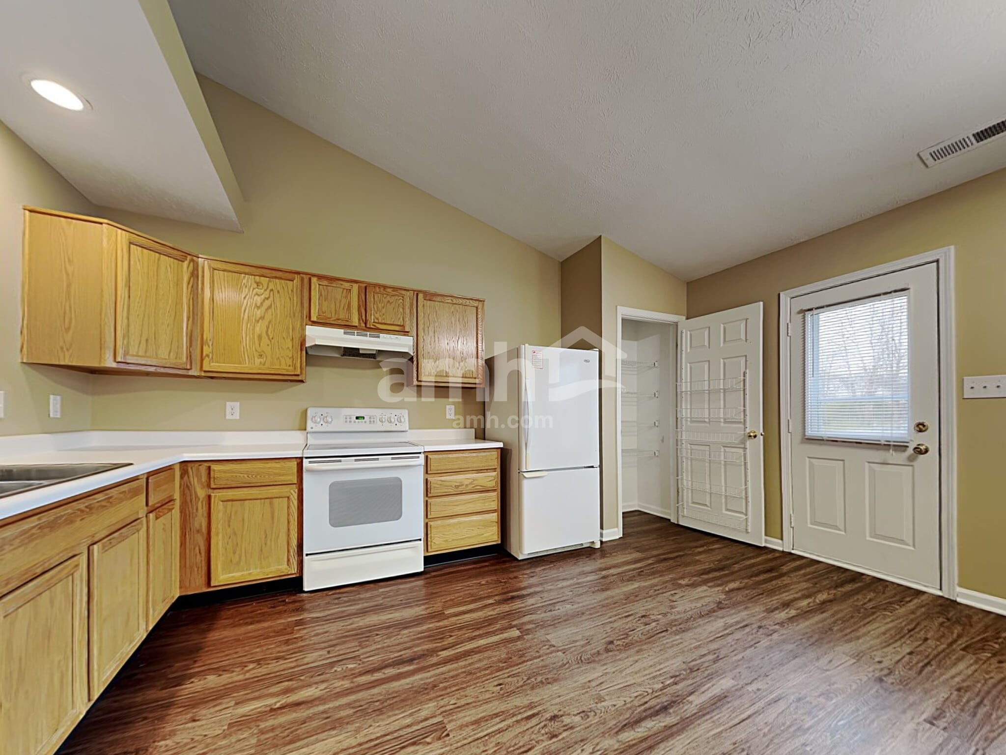 Building Photo - 12232 Carriage Stone Dr