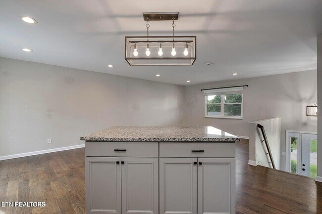 Building Photo - 7753 Cranley Rd