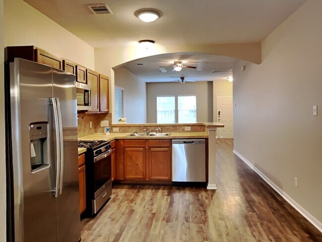 Building Photo - 20618 Sycamore Crest Ln