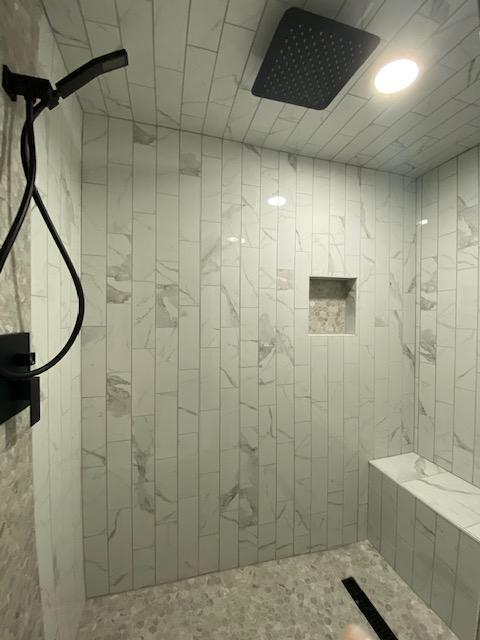 Building Photo - 2310 N Aspen Dr