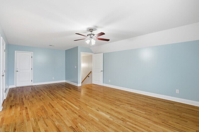 Building Photo - Beautiful Home With Large Yard In Fountain Inn