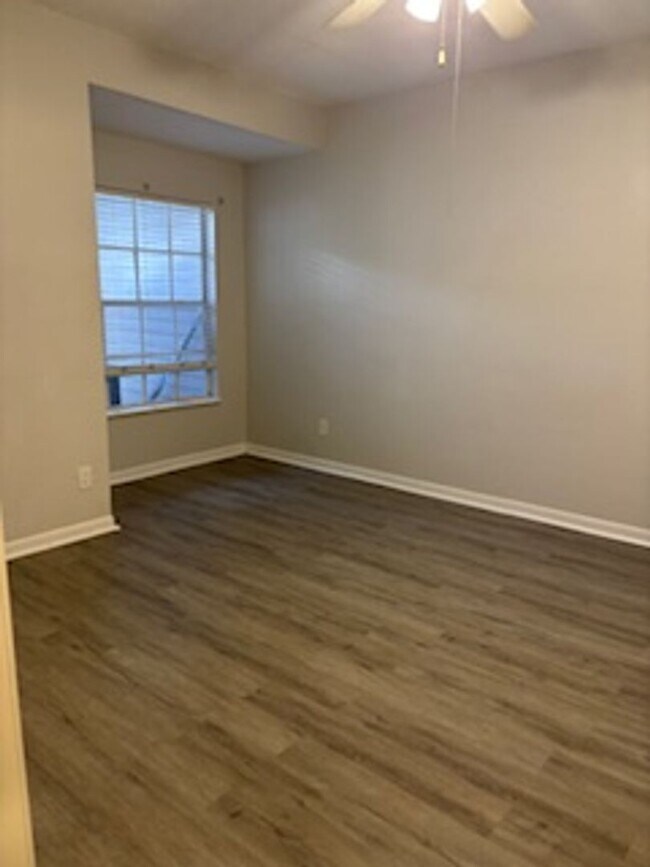 Building Photo - Nice Condo Home for Rent