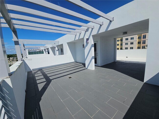 Building Photo - 9177 NW 33rd St