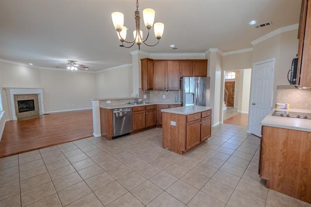 Building Photo - 1607 Lake Eden Dr