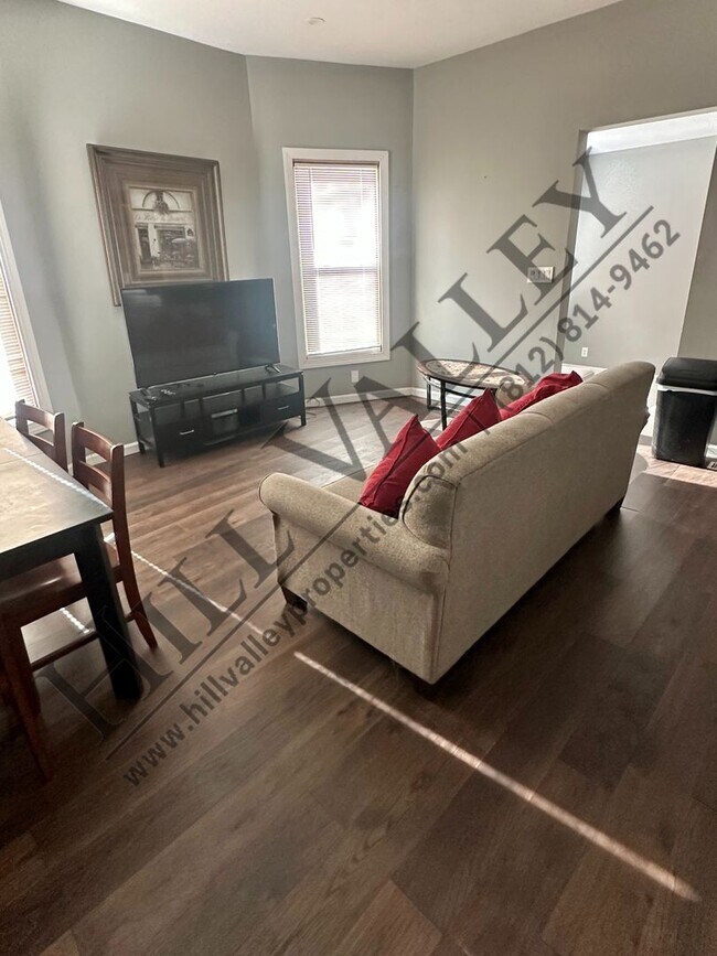 Building Photo - 1611 S 7th St