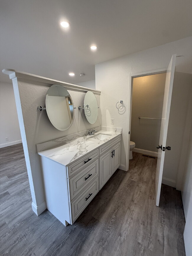 Building Photo - Beautiful 3 Bed, 2 Bath Single Story in Great Livermore Location