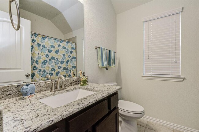 Building Photo - 2940 Twin Cove Ct