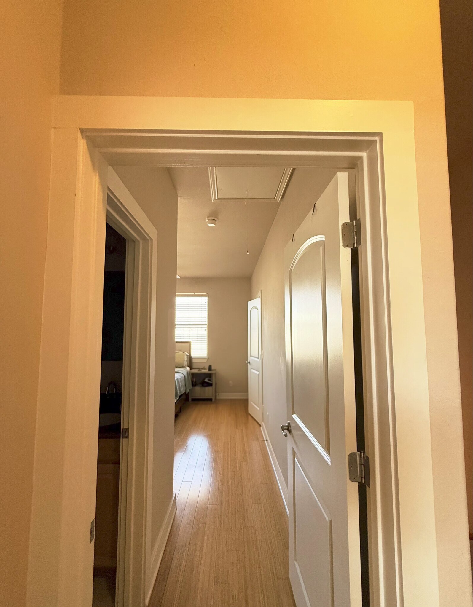 Building Photo - 13420 Lyndhurst St