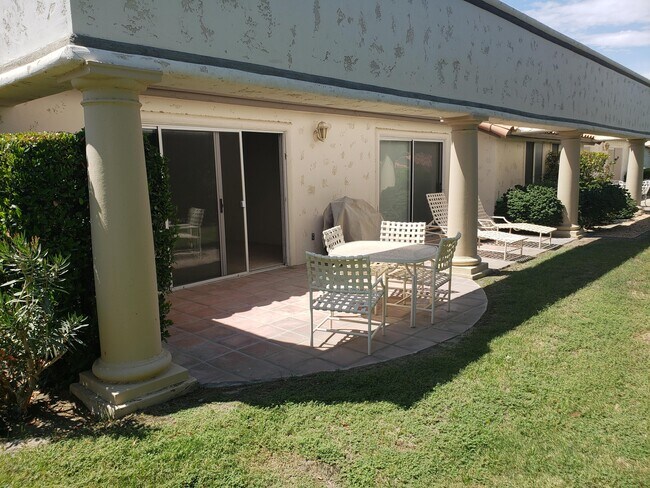 Building Photo - 136 Desert Falls Dr E