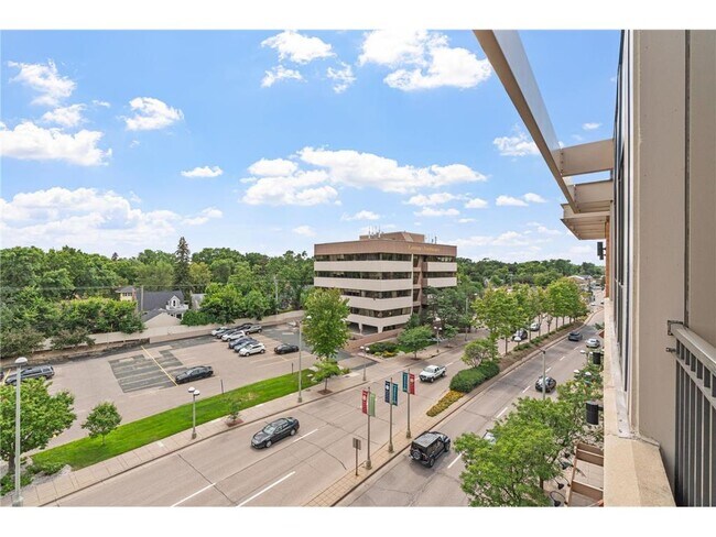 Building Photo - 4525 Park Commons Dr