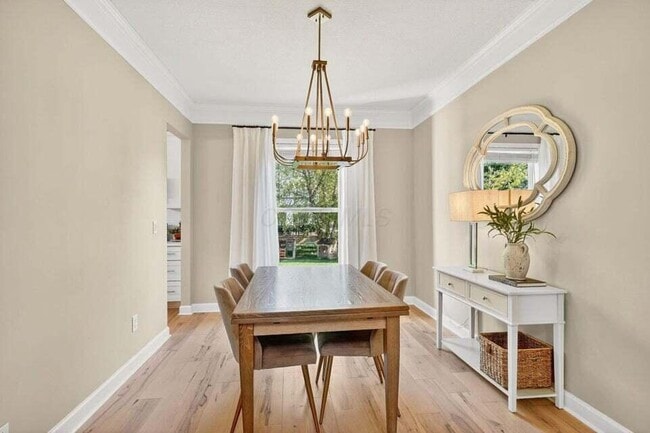 Building Photo - 5692 Sugarwood Dr