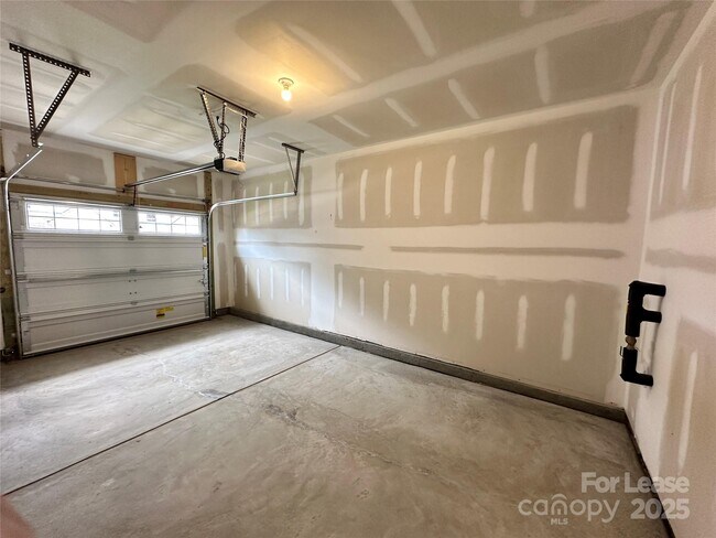 Building Photo - 11026 Pagebrook Ln