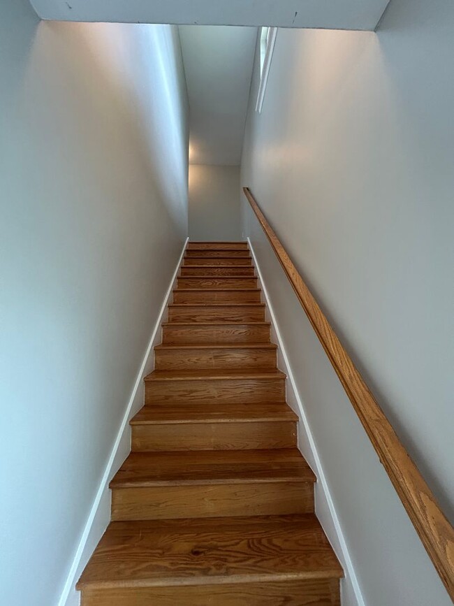 Building Photo - 3 Bed | Bonus Room | 2.5 Bath | Detached C...