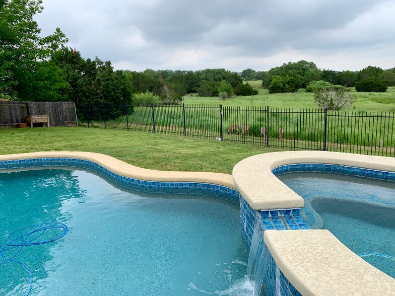Primary Photo - 1581 Grassy Field Rd