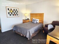 Building Photo - 6408 Lincoln Hwy W