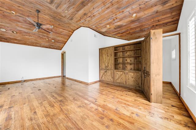 Building Photo - 5228 Tanbark Rd