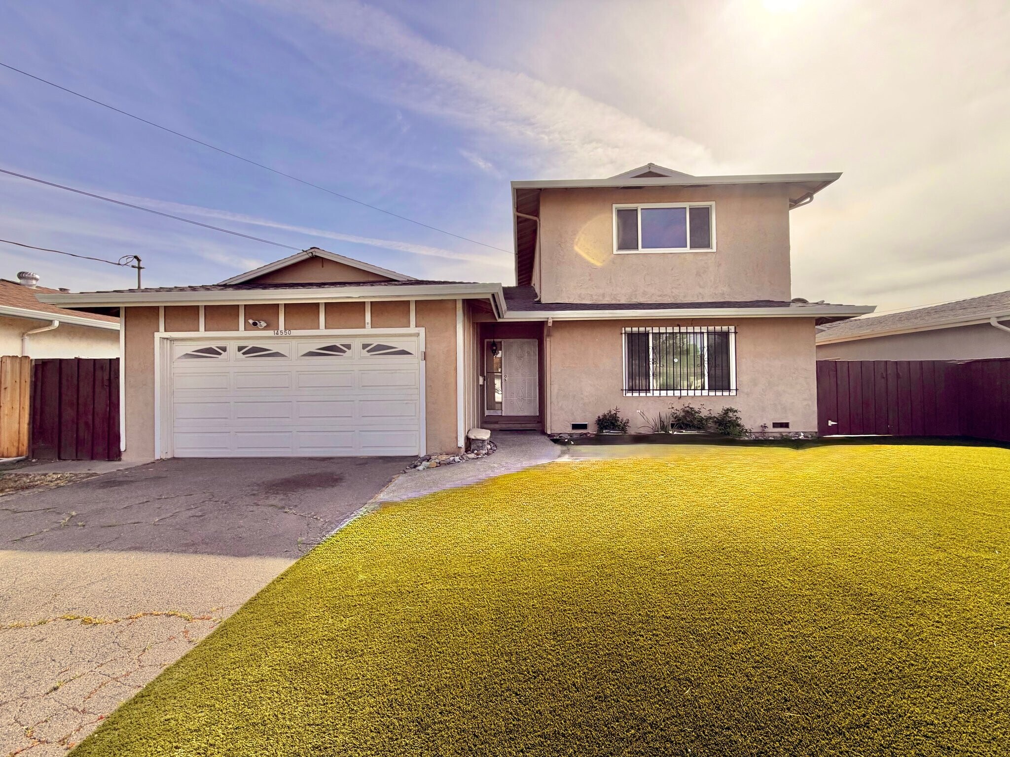 Building Photo - 1Acapulco Rd