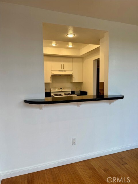 Building Photo - 7826 Topanga Canyon Blvd