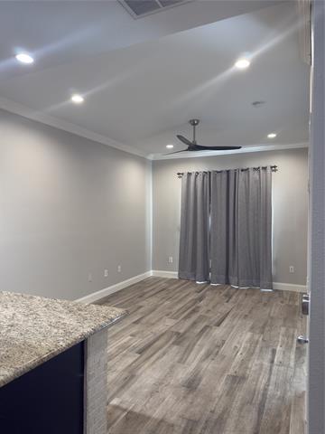 Building Photo - 3102 Kings Rd