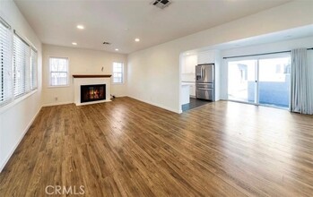 Building Photo - 11613 Haynes St