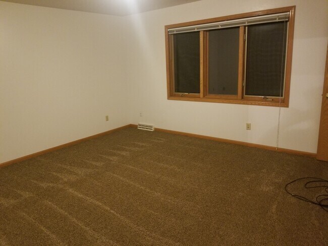 Master suite - 5695 Wilshire Dr
