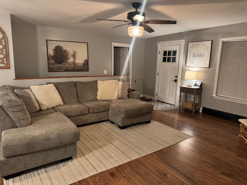 Building Photo - 434 Horseback Rd