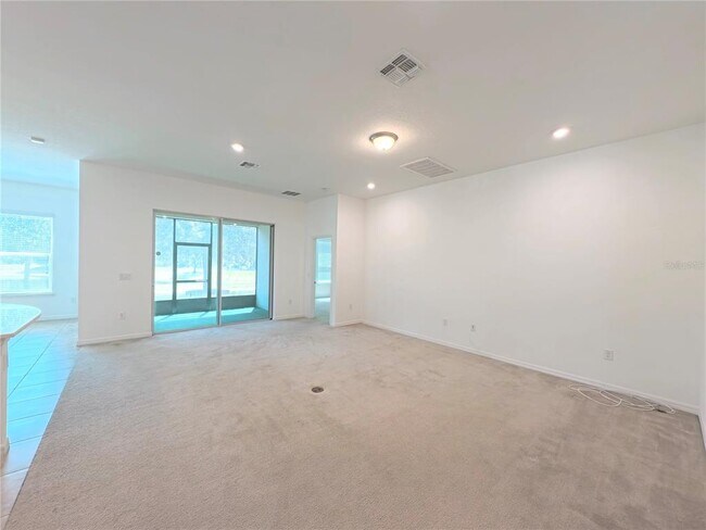 Building Photo - 12676 Salomon Cove Dr