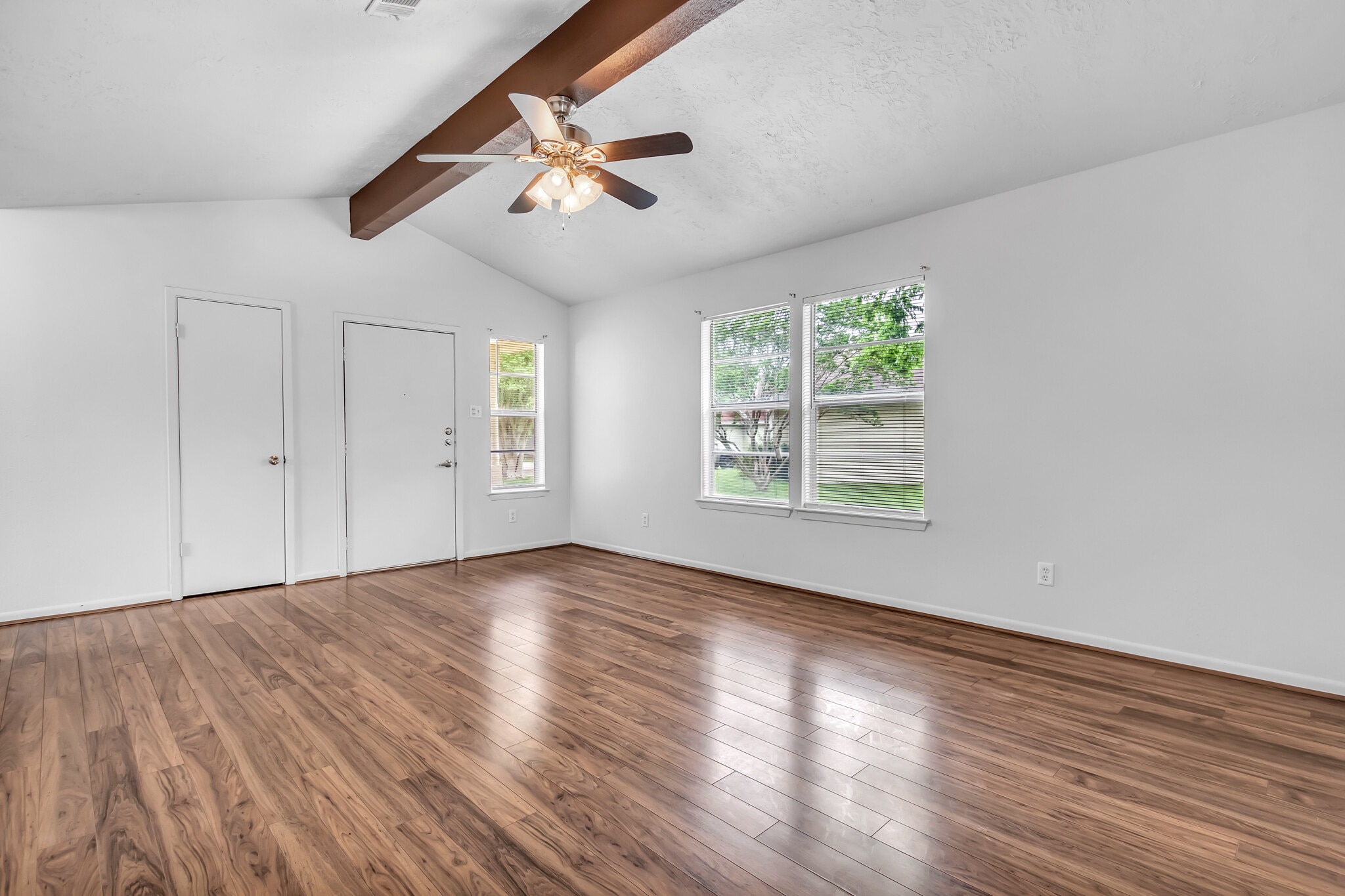 Building Photo - 3402 Timberline Ct