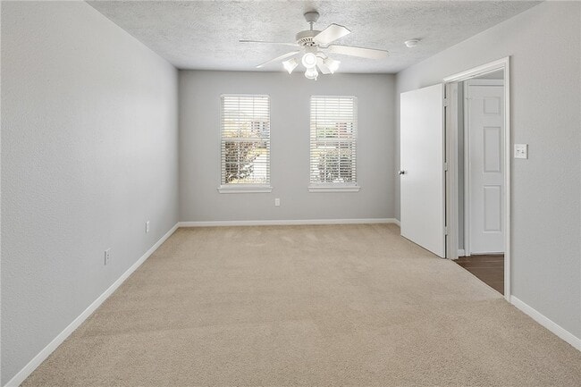 Building Photo - 503 Thornton Ct