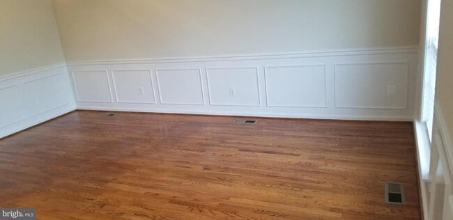 Building Photo - 5503 Sacramento Mews Pl