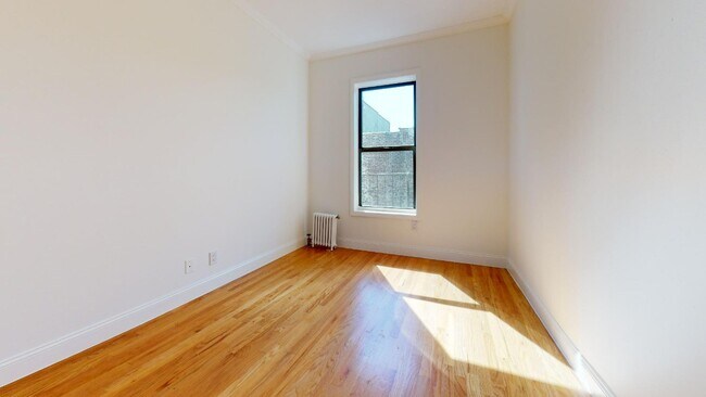 Building Photo - West 150th Street