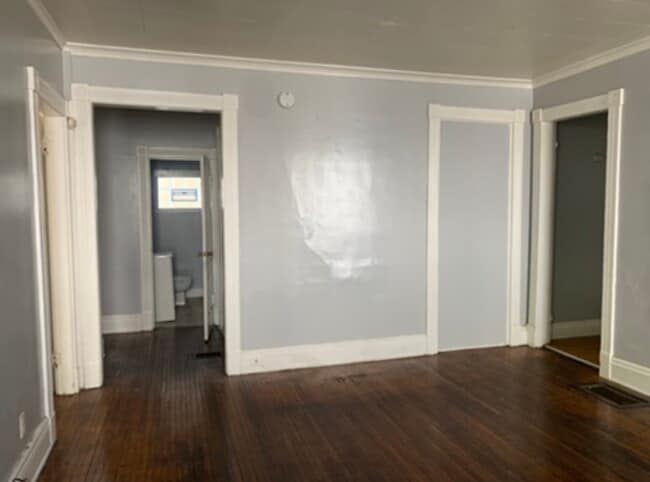 Building Photo - 101 Thorndale Terrace