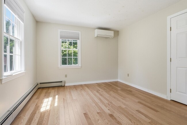 Building Photo - 35 Spartan Arrow Rd
