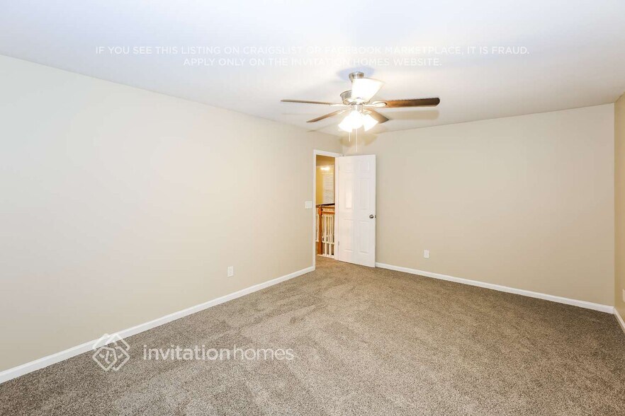 Building Photo - 2136 Mallard Pointe Dr