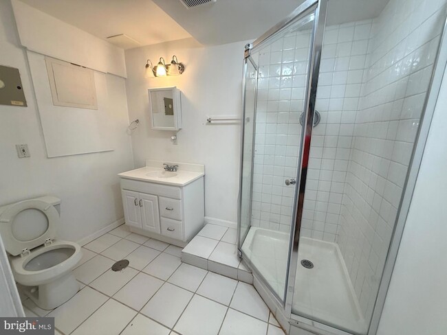 Building Photo - 5327 Abbeywood Ct